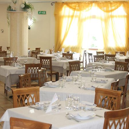 Hotel Ristorante La Torretta Bianze Ngoại thất bức ảnh