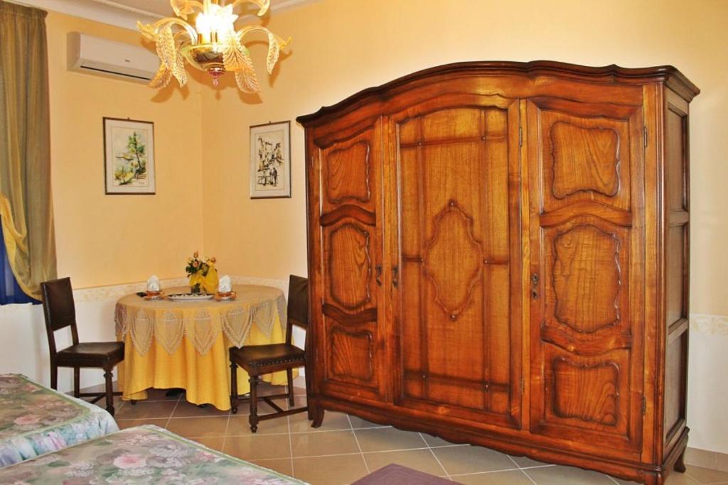 Hotel Ristorante La Torretta Bianze Ngoại thất bức ảnh