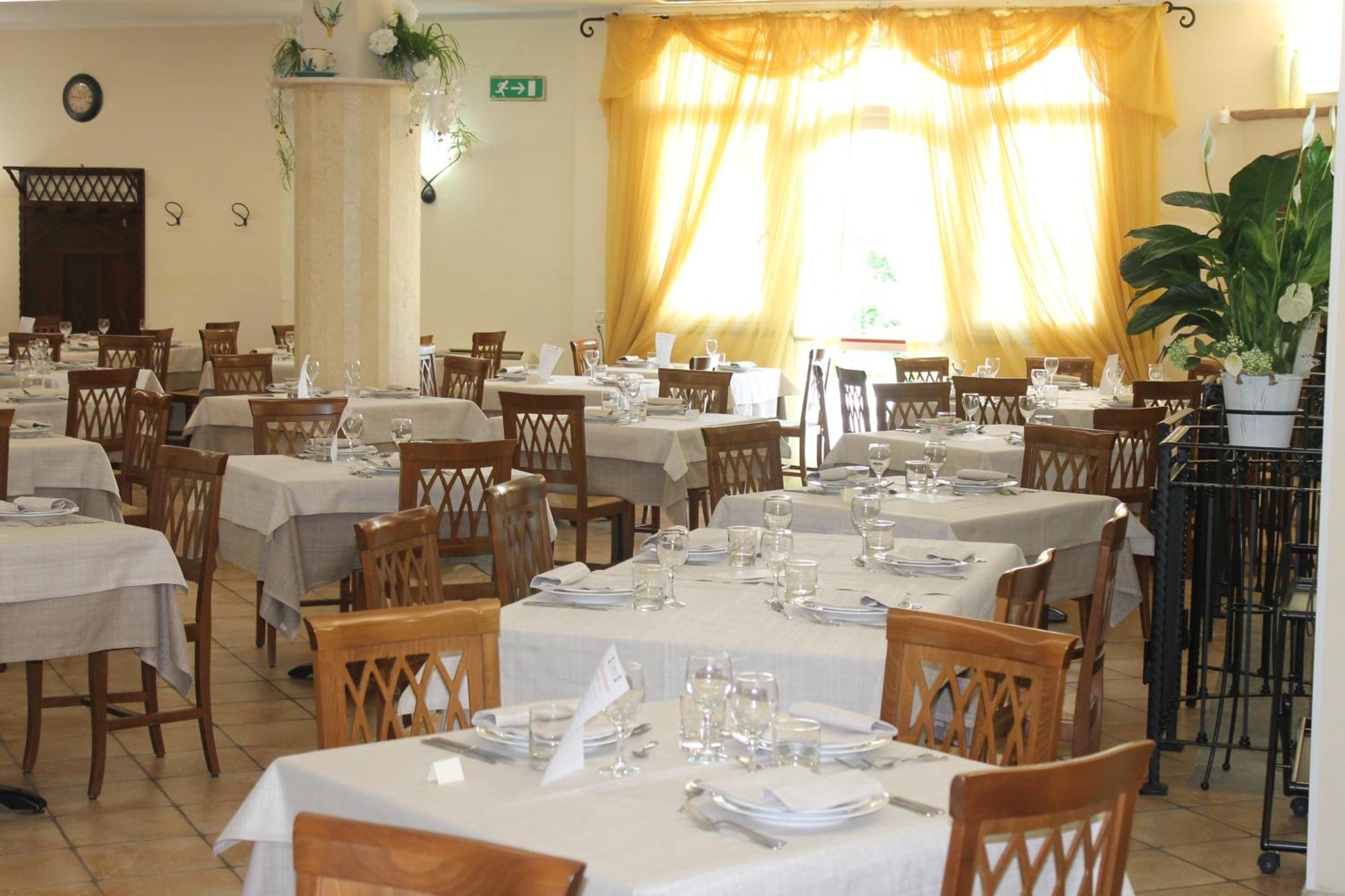 Hotel Ristorante La Torretta Bianze Ngoại thất bức ảnh