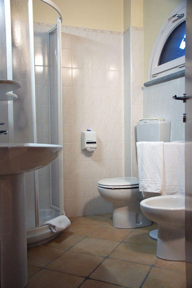 Hotel Ristorante La Torretta Bianze Ngoại thất bức ảnh